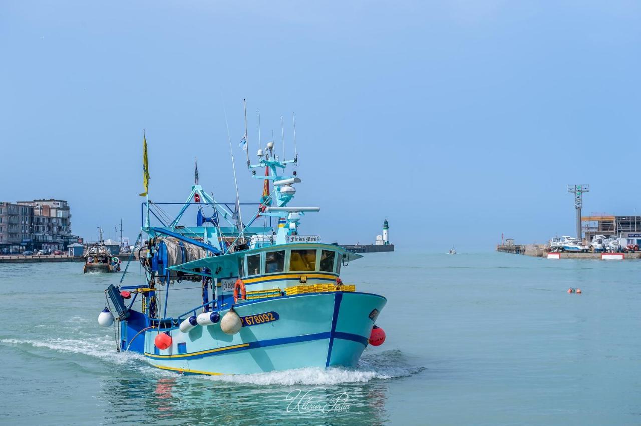 La Verriere. Les Locations Isahora C'Est Aussi Plusieurs Appart' De Standing A 2 Pas Du Chateau D'Eu, Des Falaises Du Treport, De Mers Les Bains Et Aux Portes De La Baie De Somme Eu (Seine-Maritime) Eksteriør billede