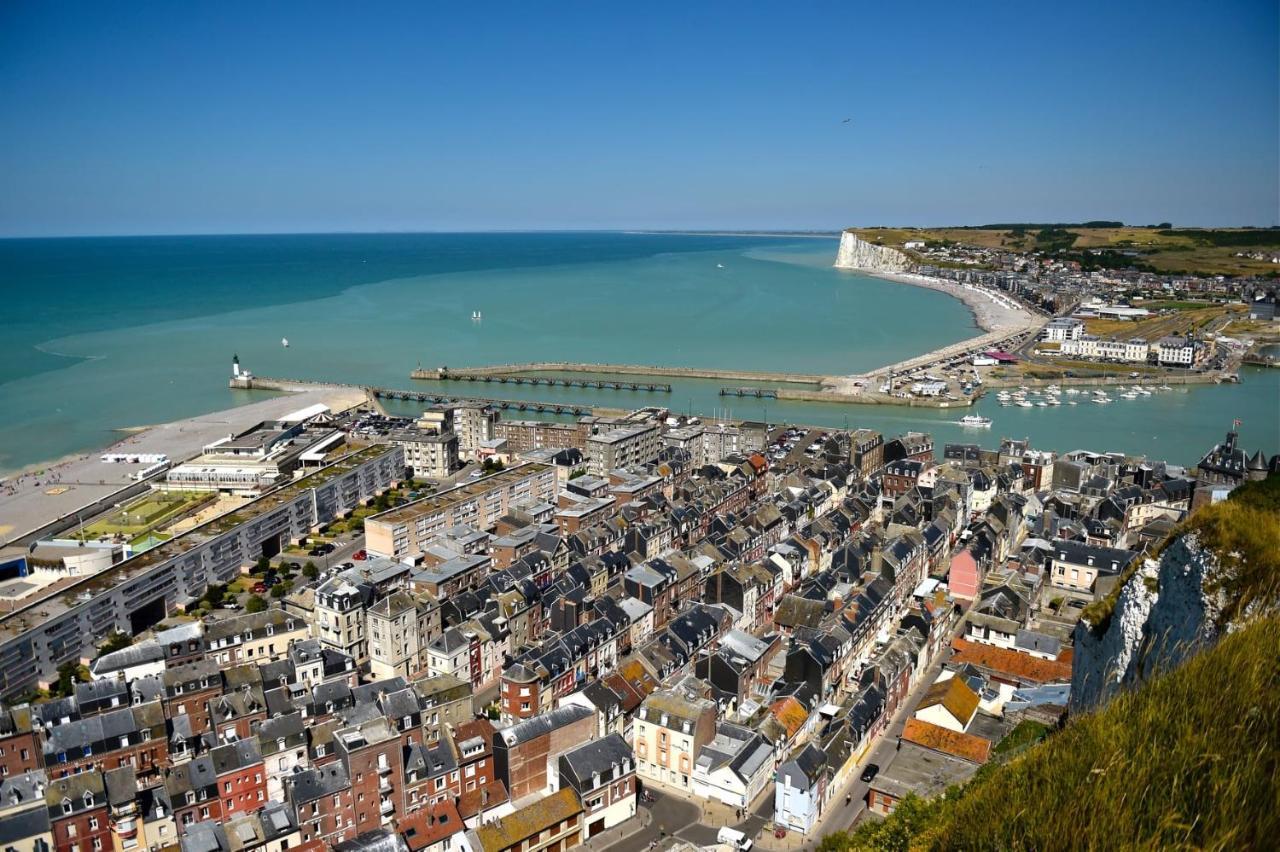 La Verriere. Les Locations Isahora C'Est Aussi Plusieurs Appart' De Standing A 2 Pas Du Chateau D'Eu, Des Falaises Du Treport, De Mers Les Bains Et Aux Portes De La Baie De Somme Eu (Seine-Maritime) Eksteriør billede