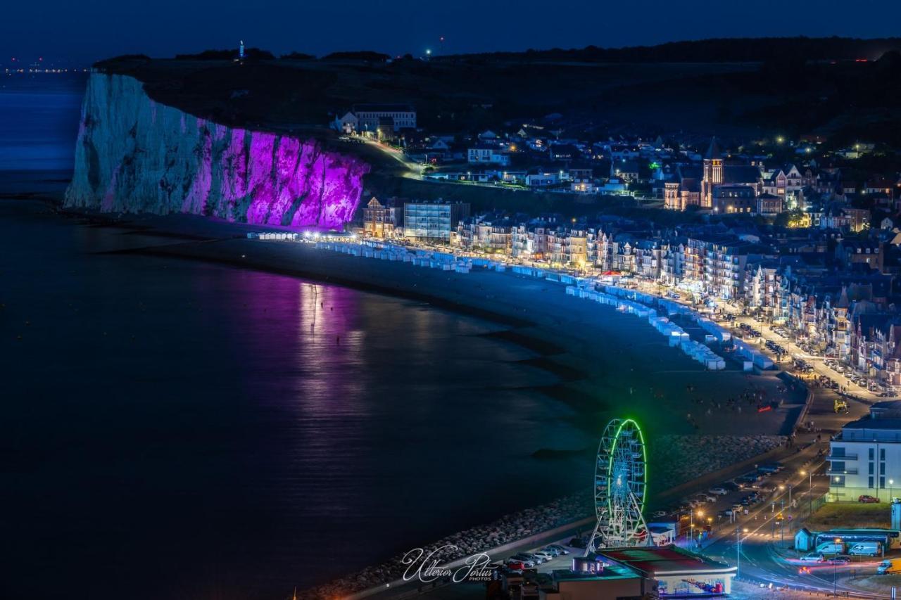 La Verriere. Les Locations Isahora C'Est Aussi Plusieurs Appart' De Standing A 2 Pas Du Chateau D'Eu, Des Falaises Du Treport, De Mers Les Bains Et Aux Portes De La Baie De Somme Eu (Seine-Maritime) Eksteriør billede