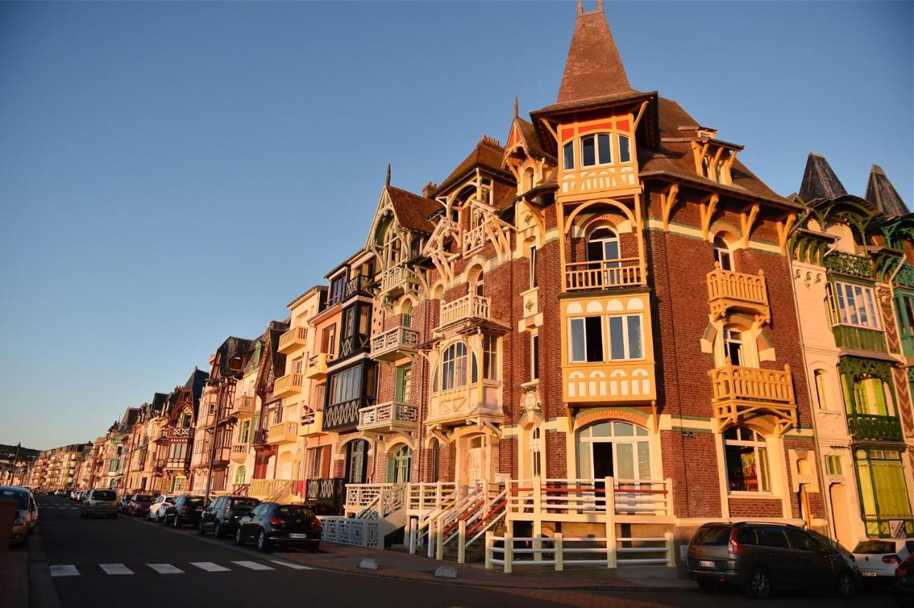 La Verriere. Les Locations Isahora C'Est Aussi Plusieurs Appart' De Standing A 2 Pas Du Chateau D'Eu, Des Falaises Du Treport, De Mers Les Bains Et Aux Portes De La Baie De Somme Eu (Seine-Maritime) Eksteriør billede